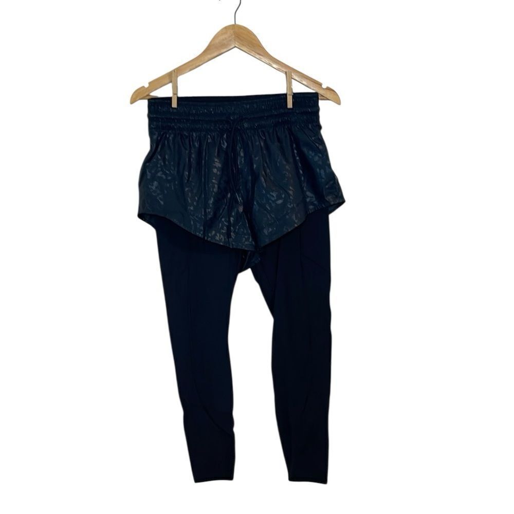 Athleta Navy Ranier  2-in-1 Tights, leopard print, shorts, leggings, Small